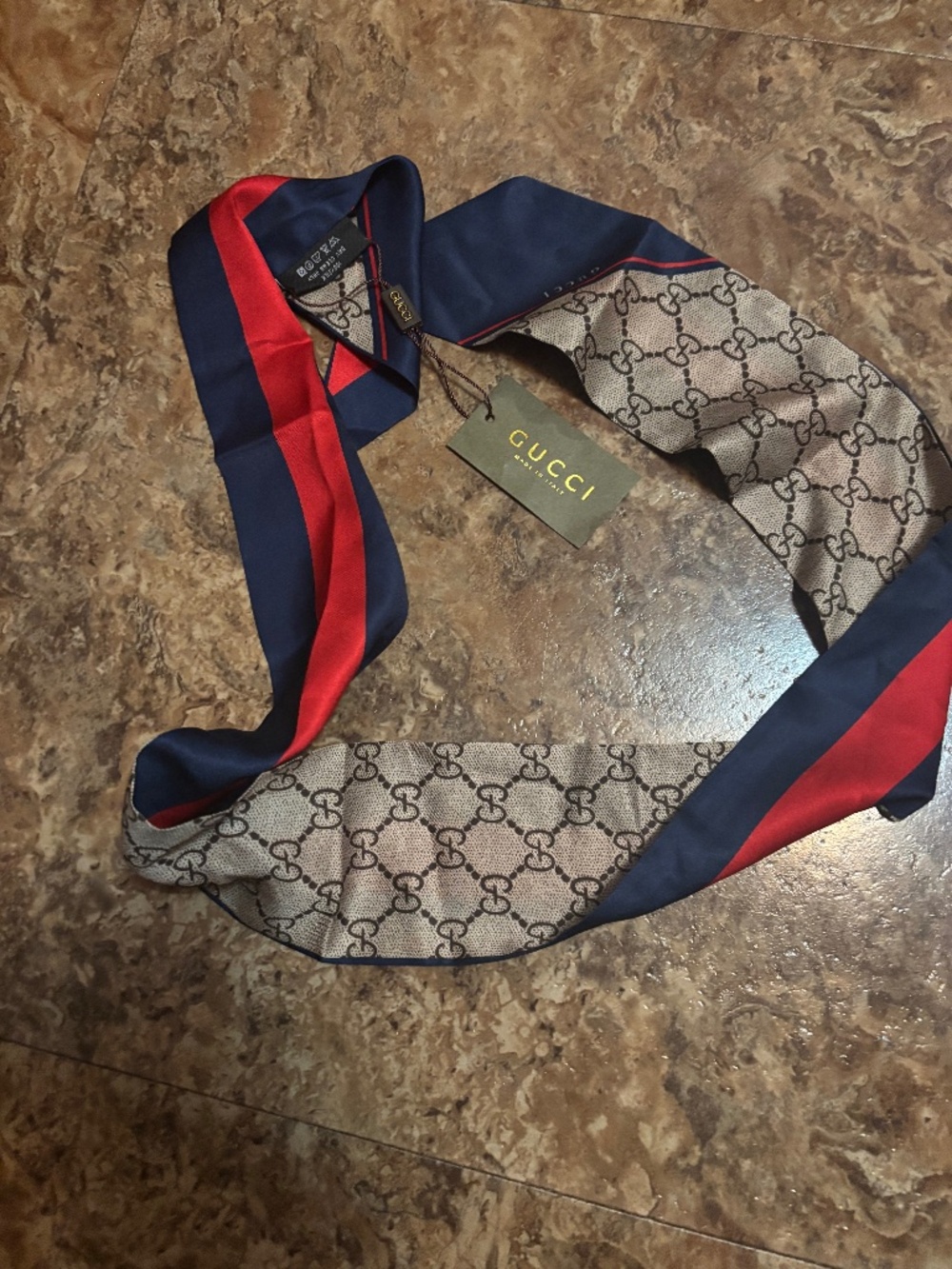 Gucci scarf